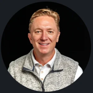 Scott Olsen headshot