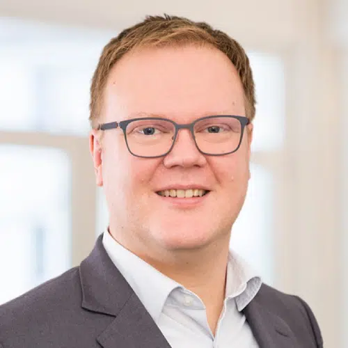 Jörg Thiemann headshot
