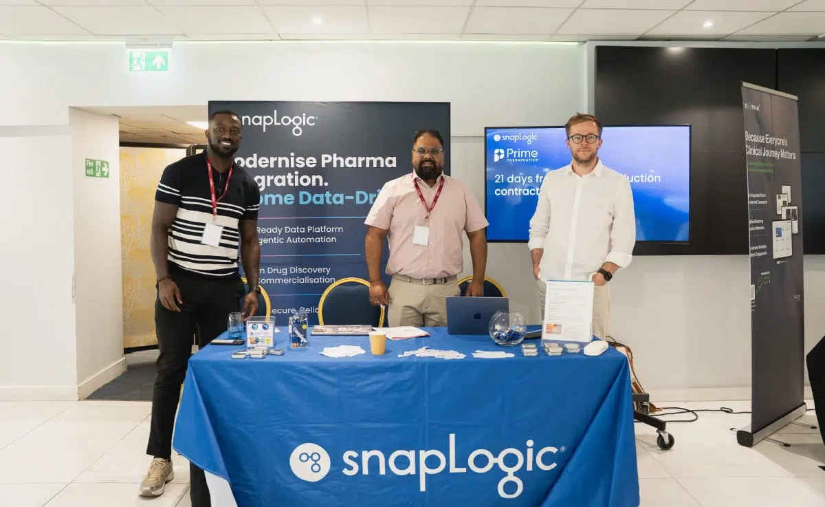 The SnapLogic team at Digi-Tech Pharma & AI booth